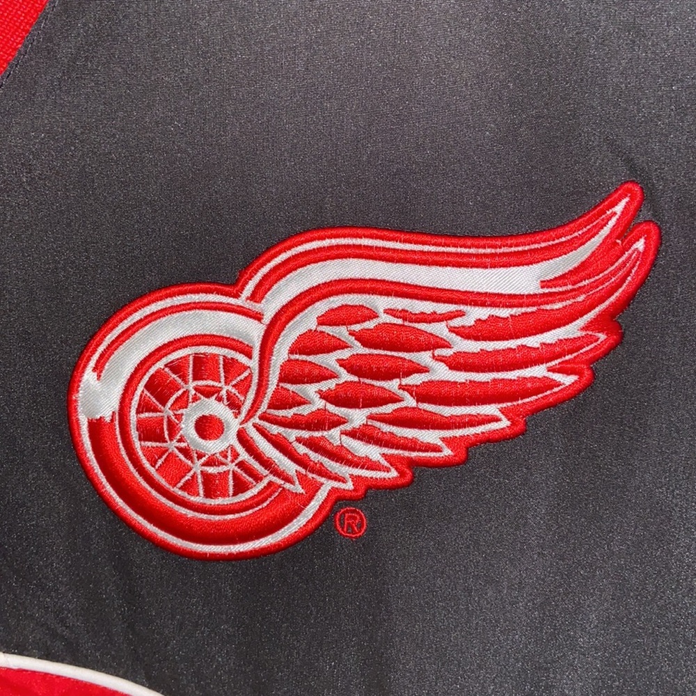 NHL Detroit Red Wings Red and Black Windbreaker Jacket - Picture 2 of 6